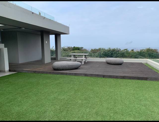 2 BEDROOM APARTMENT FOR SALE IN UMHLANGA CENTRAL